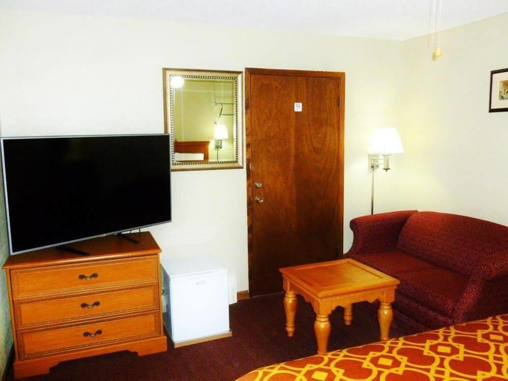 Royal Rest Motel Chariton Eksteriør billede